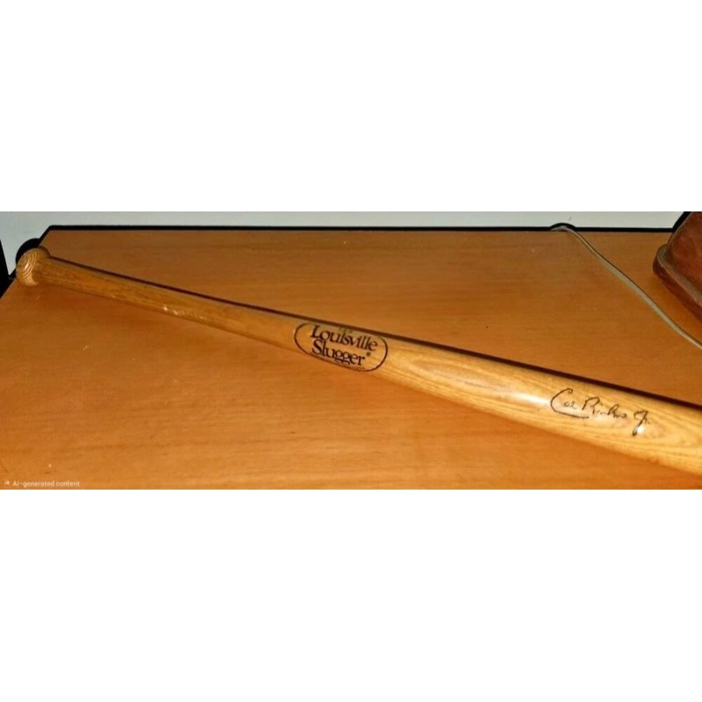 Mini Louisville Slugger 125 Wooden Baseball Bat, Cal Ripken Jr.,16 inches (B118)